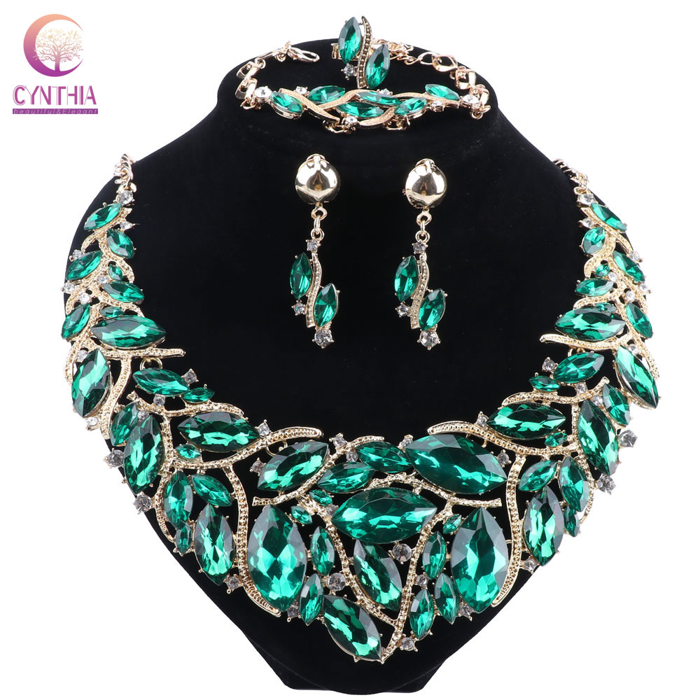 Women Accessories India - CYNTHIA lüks yeşil renk kristal kolye