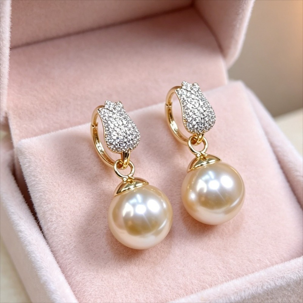 Women'S Affordable Accessories - 1 Çift Hafif Lüks Lale Şeklinde