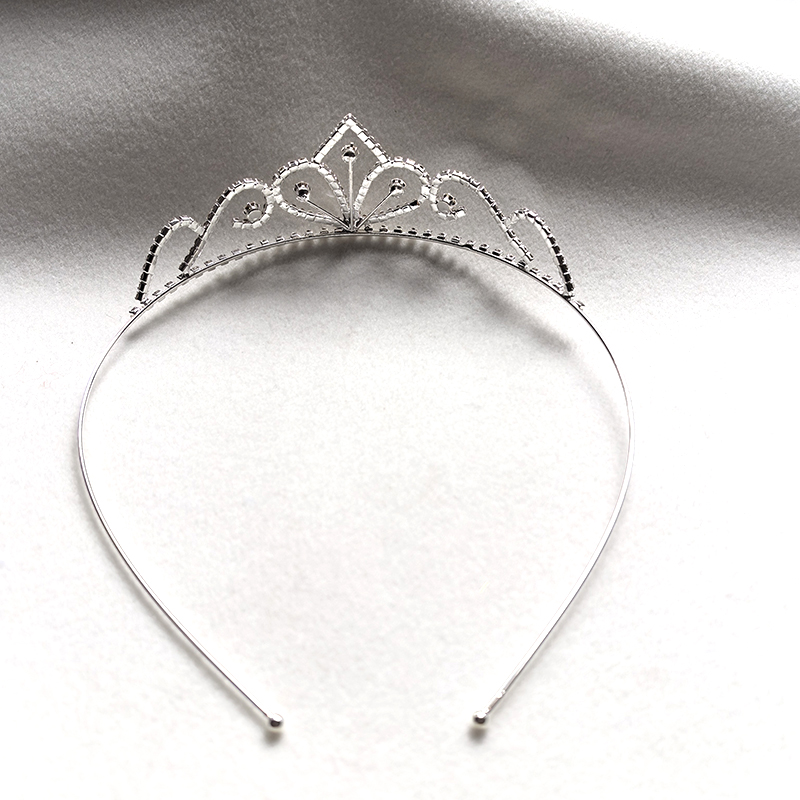 Gümüş Renkli Yapay Elmas Gelin - Women Knight Accessories incelemesi ve fiyatı