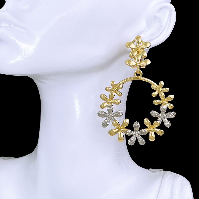 Kadın Büyük Sarkıt Küpeler 18K - Women'S Accessories Trends 2026 incelemesi ve fiyatı