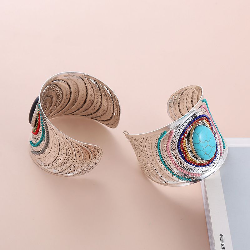 El yapımı, özenle oyulmuş Nepa - Women Accessories Nepal incelemesi ve fiyatı