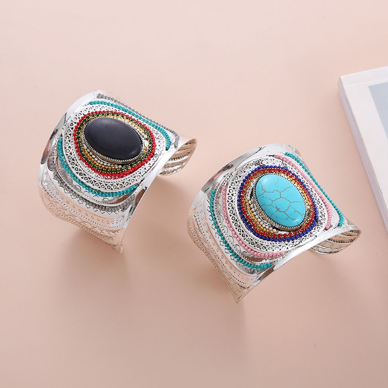 El yapımı, özenle oyulmuş Nepa - Women Accessories Nepal incelemesi ve fiyatı
